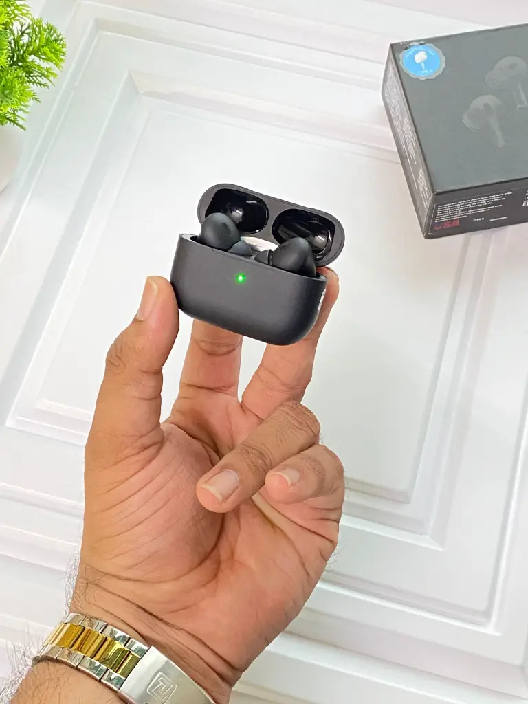Airpods  (3).webp